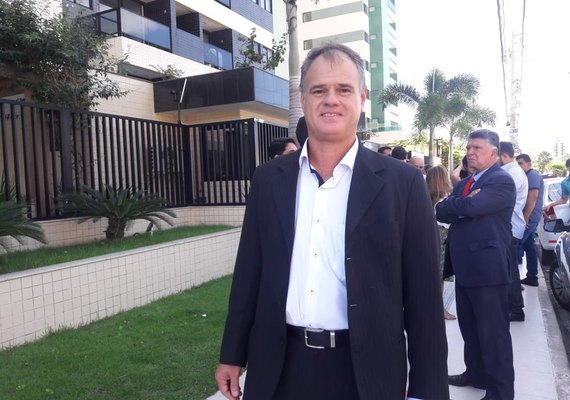 Segundo colocado ao governo do estado vai disputar prefeitura de Maceió