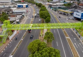 Obras da passarela avançam na Avenida Durval de Góes Monteiro
