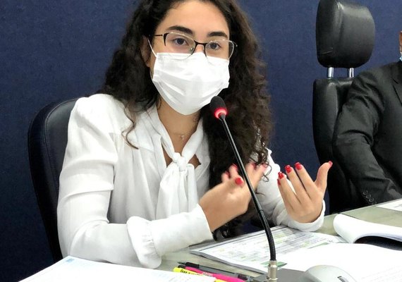 Sobre Braskem, vereadora questiona: “será ela a responsável por essas terras agora?”
