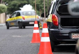 Projeto obriga autoescolas a terem veículo adaptado