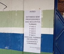 Escola municipal inicia ano letivo sem professores, em Maceió