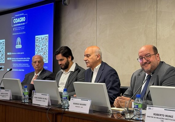 Presidente do Sindaçúcar-AL participa de reunião do COAGRO em Brasília