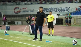 Eduardo Barroca assume responsabilidade pela derrota do CRB contra o remo: 'Peço desculpa ao torcedor'