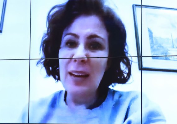 STF tem maioria para confirmar perda do mandato de Carla Zambelli