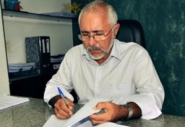 Padre Eraldo pode desistir da reeleição em Delmiro Gouveia