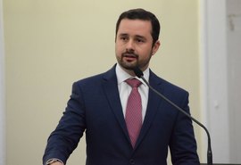 “Estamos aguardando pacientemente a decisão do ministro Gilmar Mendes”, diz deputado