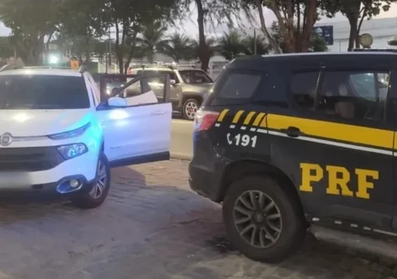 PRF recupera três veículos roubados e prende suspeitos em Alagoas