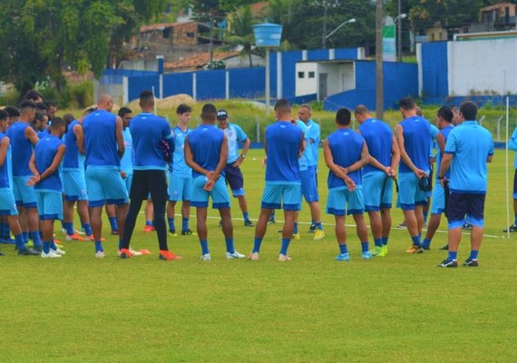 Com retorno de Euller e Warley, CSA se prepara para enfrentar o São Paulo