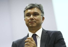 Conalgo contradiz presidente e afirma que zerar tributos de gasolina não é 'boa política'