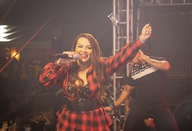 Abertura do “Alagoas: Arraiá da Gente” na capital atrai mais de 20 mil pessoas