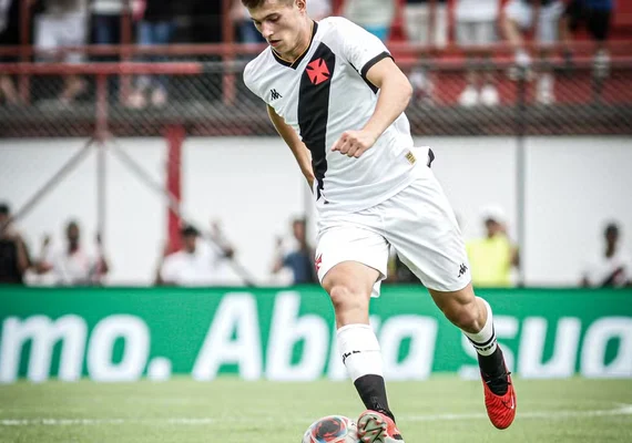 CRB negocia empréstimo de Guilherme Estrella e acerto está próximo