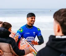 Medina bate Filipe Toledo e Brasil coloca três nas quartas em Portugal