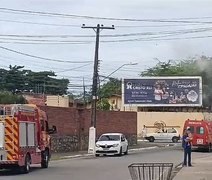 VÍDEO: Poste em curto-circuito assusta moradores em Maceió