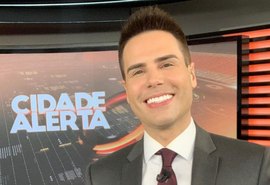 Apresentador Luiz Bacci é condenado por injúria e difamação contra delegado