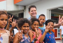 Davi Davino cresce em nova pesquisa eleitoral