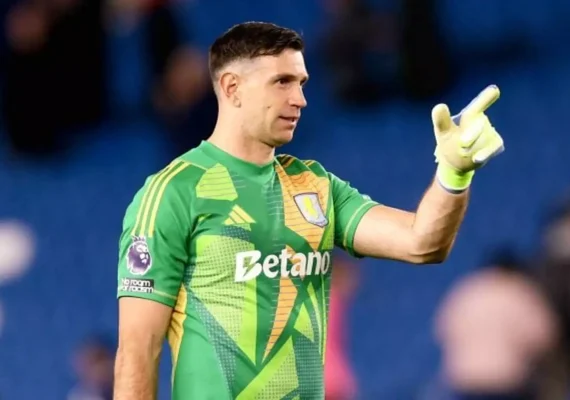 Chelsea fecha a contratação de Dibu Martinez por £ 7,5 milhões