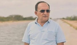 Ex-prefeito é acusado de agredir homem após confusão na Prainha da Cruz