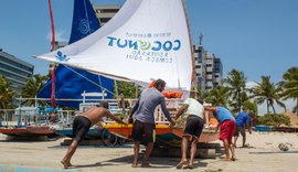 SMTT inicia renovação das autorizações de jangadeiros da capital