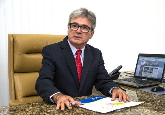 Falcão sai em defesa da Casal: prejuízos de R$ 1 bi viram lucros de R$ 263 mi
