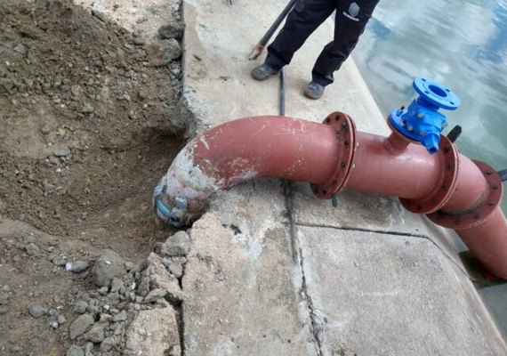 Obra inaugurada por Bolsonaro em Alagoas foi alvo de vandalismo