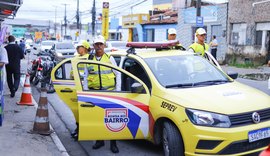 Agentes do Ronda no Bairro recuperam veículo furtado no Jacintinho