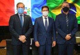 Marx e Maykon Beltrão garantem R$ 12,6 milhões para a manutenção do Programa do Leite em Alagoas