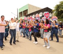 Caravana de Fabiana Pessoa percorre os bairros Bananeiras, Piauí e Primavera
