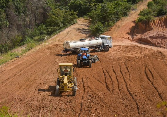 Obras da Ecovia Norte passam por vistoria