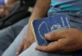 23 mil postos de empregos fecham e trabalhos informais crescem AL
