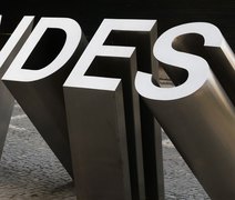 BNDES aprova R$ 280 milhões para maior fábrica de baterias do Brasil