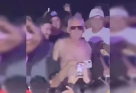 Vídeo: sem camisa em festa, prefeito afirma que “vai comer mais de 20”
