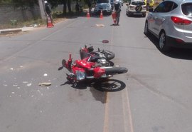 Moto e carro colidem na AL-215 em Marechal Deodoro