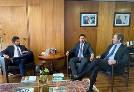 Alagoas terá mais 100 pontos de internet grátis ainda este ano, informa Pedro Vilela