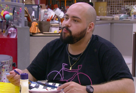 'Nem Silvio nem Santos': Scooby questiona Abravanel sobre verdadeiro nome de Silvio Santos