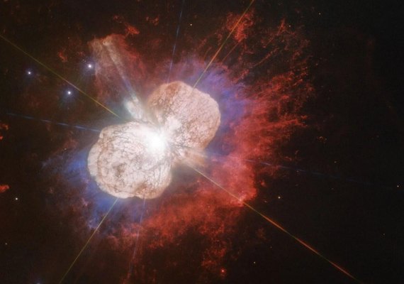 Erupções em estrelas gigantes desafiam modelos de evolução