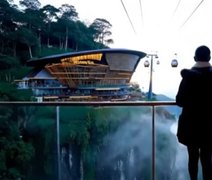 Casal de idosos percorrem mais de 370 km e descobrem que destino foi gerado por IA