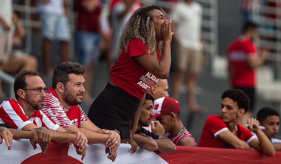 Nem 'oitxo', nem 'oitxenta'