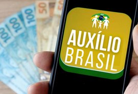 Saldo de R$ 9,3 bilhões do Bolsa Família é remanejado para o Auxílio Brasil