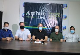 Arthur Lira deve levar metade dos votos na bancada de AL