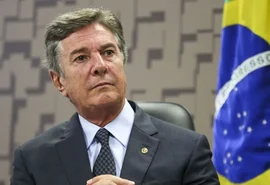 Tarcísio Freitas reforça apoio a candidatura de Collor ao governo