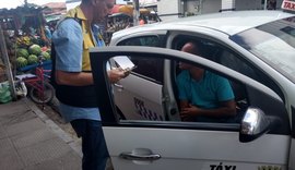 Fiscalização da SMTT autua táxis por irregularidades em Maceió