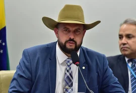 Comissão aprova regras diferenciadas para transporte de cargas perigosas por produtores rurais