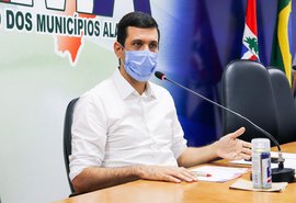 AMA quer explicação sobre eficácia da imunização com prazo estendido