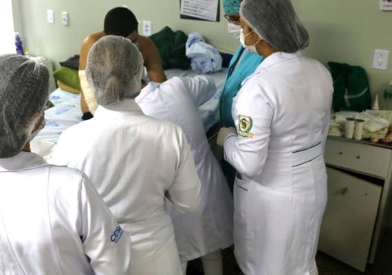 Casos de queimaduras com líquidos quentes aumentam 41% no HEA