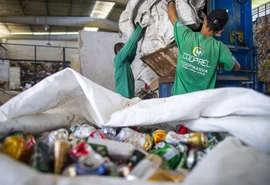 Cooperativas de recicláveis terão espaços para triagem de resíduos