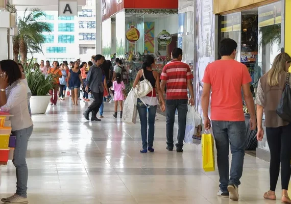 Vendas do varejo no Natal foram as piores em três anos, diz Serasa