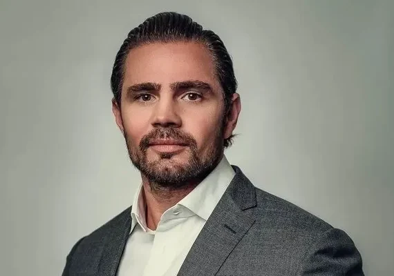 Vorcaro cita Flávio Bolsonaro em nova proposta de delação à PF