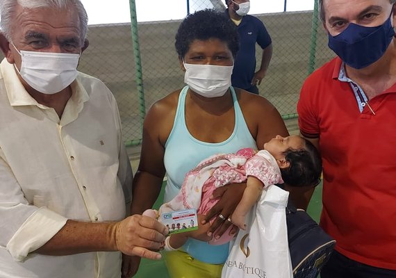 Ronaldo Medeiros participa de lançamento do Cria em Poço das Trincheiras