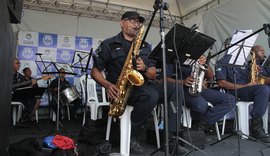 Banda da Guarda se apresenta na Praça da Faculdade