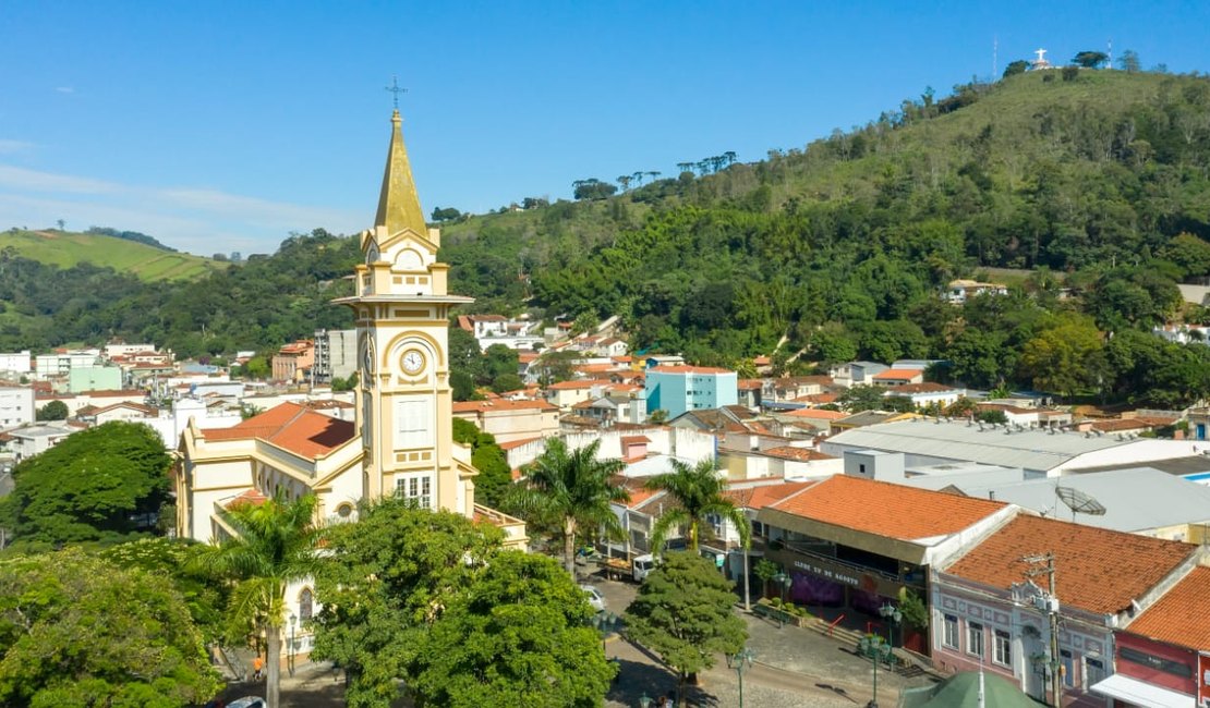 Encenação de Cristo com Henri Castelli, evento corpo fechado e programação especial, motivos não faltam para o feriado da Páscoa em Socorro (SP)